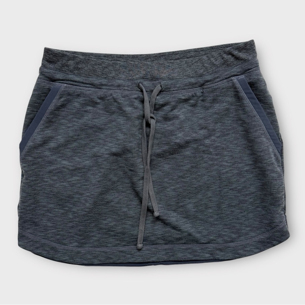 Athleta‎ Techie Terry Mini Skirt Size Medium Heathered Gray